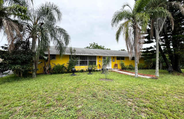 8511 40th Ter N - 8511 40th Terrace North, Palm Beach Gardens, FL 33410