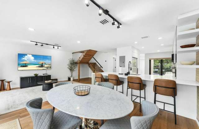 541 North Ocean Boulevard photos photos