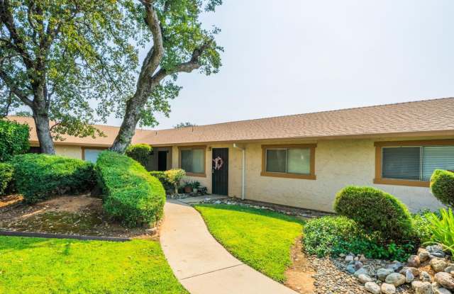 5576 Mountain View Dr  1-4, Redding, CA 96003 photos photos