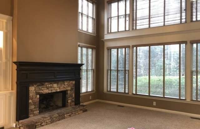 500 Bell Grove Pt Gallery 4