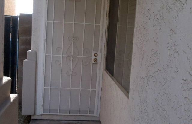 3523 W WHISPERING WIND Drive Gallery 2