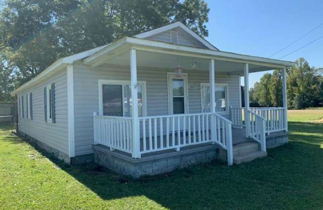 Move in today! - 1643 Blue Creek Road, Onslow County, NC 28540