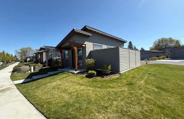 2 Bedroom in NE Bend photos photos