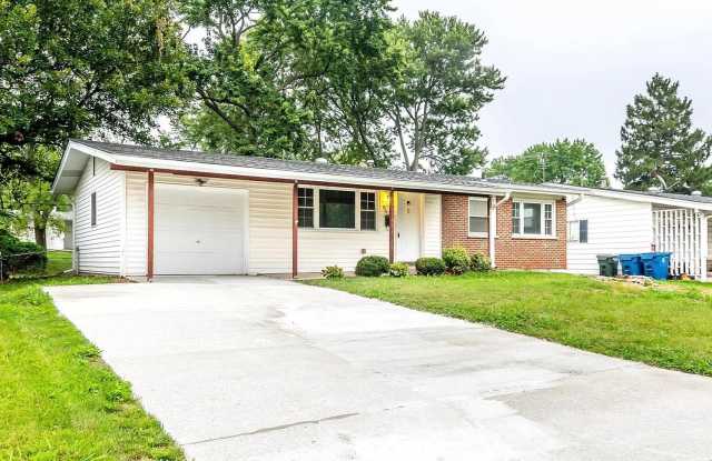 805 Holiday Ave - 805 Holiday Avenue, Hazelwood, MO 63042