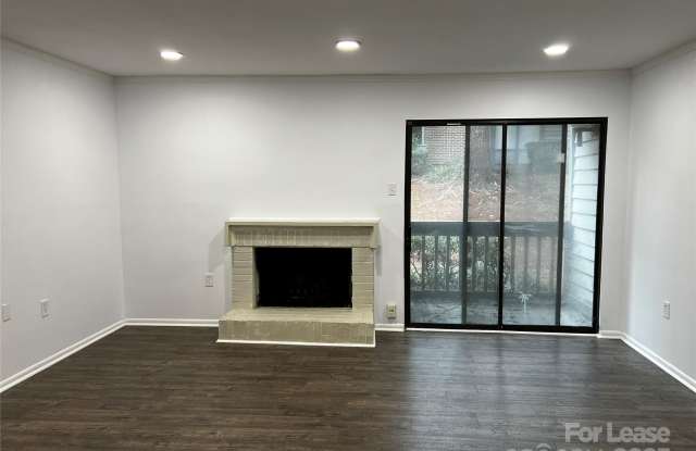 5024 Sardis Road - 5024 Sardis Road, Charlotte, NC 28270