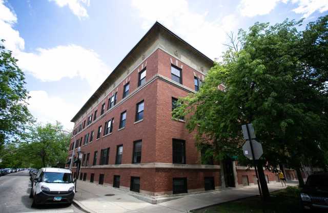 3147 W Lyndale Street photos photos