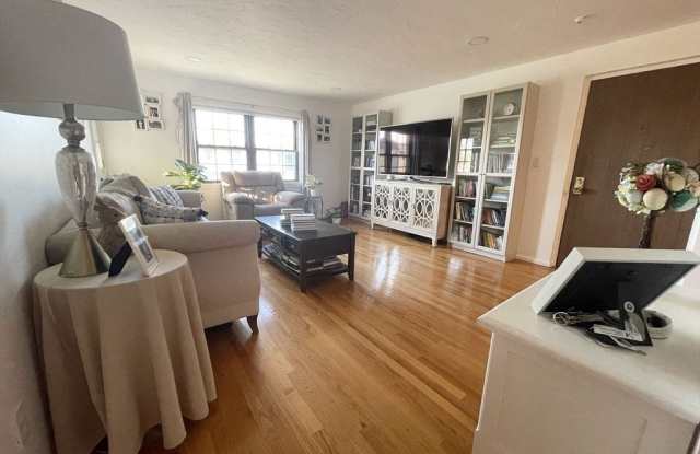 90 Neponset St photos photos