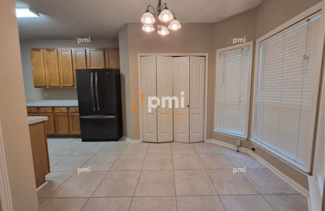 4865 Robinson Square Drive NW Gallery 3