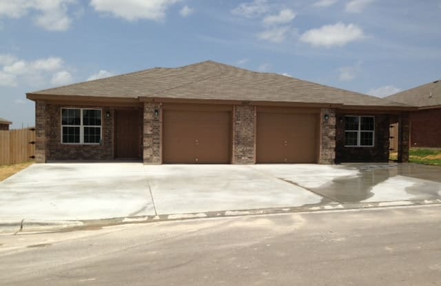 2607 Cody Poe - B - 2607 Cody Poe Road, Killeen, TX 76549