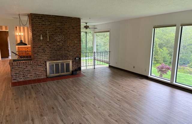 Surf Pines Gem, Spacious 3 Bedroom, 2 Bath Home photos photos
