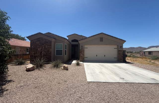 2 Bedroom 1 Bathroom Fully Furnished Home photos photos 2 Bedroom 1 Bathroom Fully Furnished Home photos photos