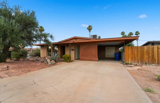 Charming rental home located on a quiet cul-de-sac in the heart of Mesa photos photos