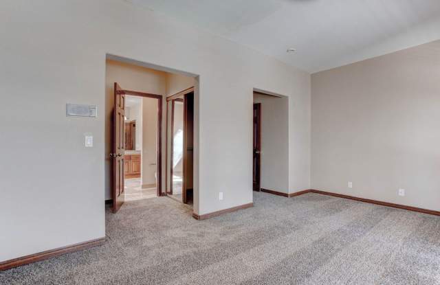 3170 Appleblossom Circle, Las Vegas, NV 89117 Gallery 3