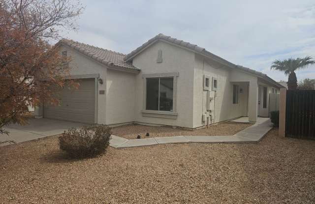 SPACIOUS and beautifully remodeled home! Excellent floorplan! photos photos