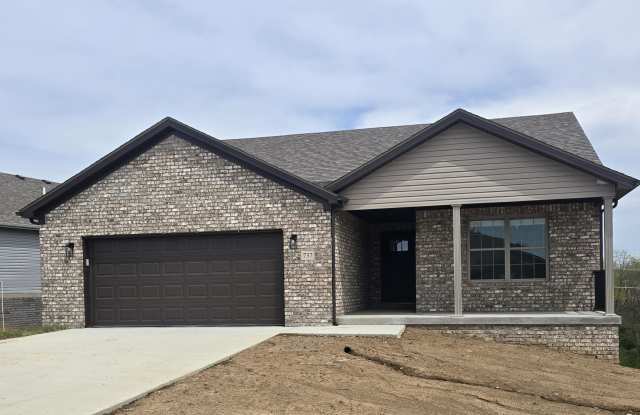737 Yellowstone Trail - 737 Yellowstone Trail, Madison County, KY 40475