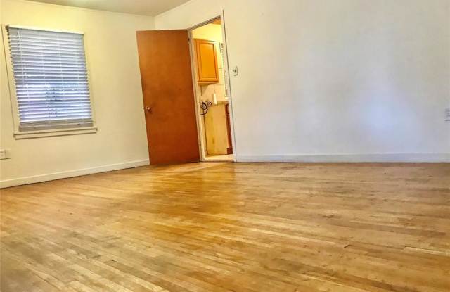 415 Capitol Parkway Ct Gallery 3