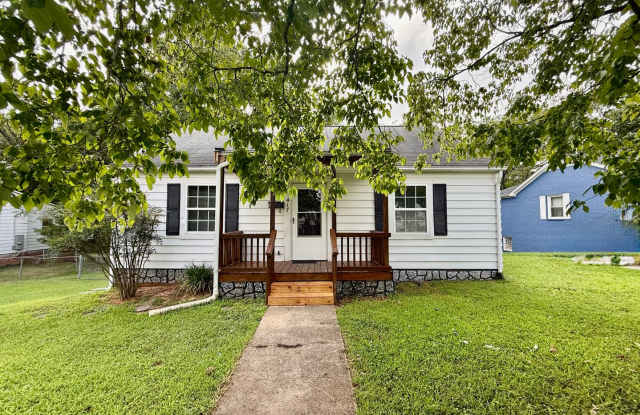 Two bedroom, 1 bath house in Burlington photos photos