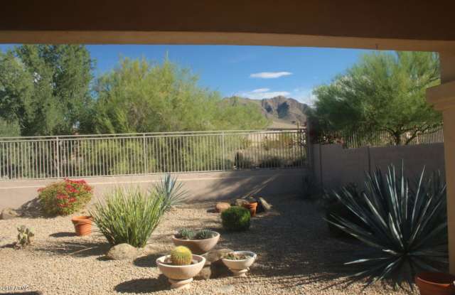 10648 E PENSTAMIN Drive Gallery 2
