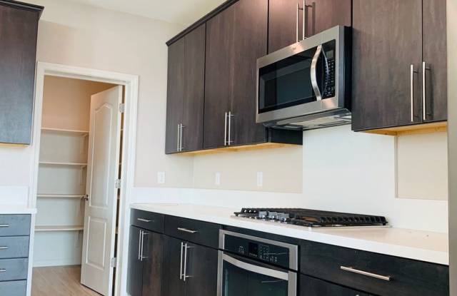 3088 Empoli Lane Unit 5 Gallery 4