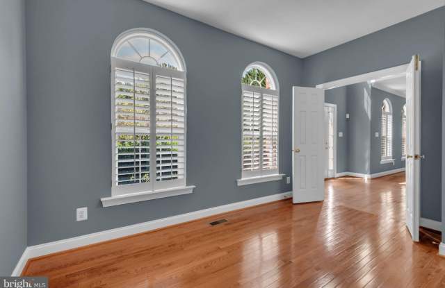 3355 LANCER Court Gallery 4