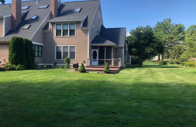 Beautiful 4- Bedroom Condo in Portsmouth, NH! photos photos Beautiful 4- Bedroom Condo in Portsmouth, NH! photos photos