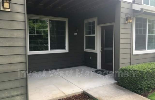 10800 SE 17 Circle - 10800 Southeast 17th Circle, Vancouver, WA 98664