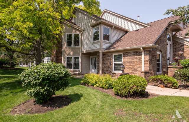 61 Willow Parkway unit: 61 photos photos