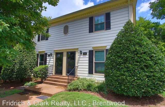 702 Fox Ridge Dr - 702 Fox Ridge Drive, Nashville, TN 37027