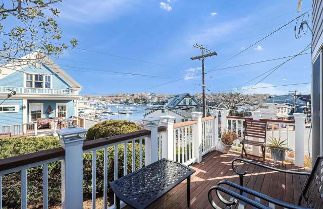 WINTER RENTAL: Painters Perch on Rocky Neck photos photos