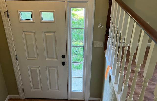 Charming 3-bedroom, 2-bath home in Upper Marlboro, MD Gallery 4