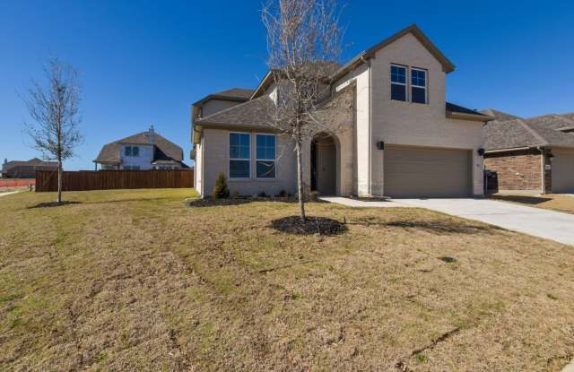 5501 Crestview Drive Gallery 1