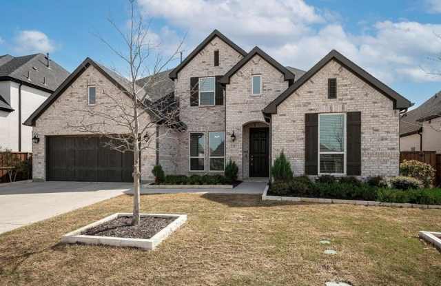 2351 Waterford Way photos photos