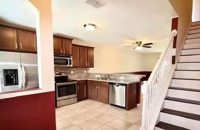 5441 WINDSOR LAKE Circle Gallery 3
