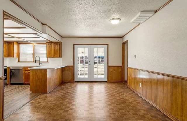 Charming Tulsa Home – 2844 S 73rd E Ave Gallery 3