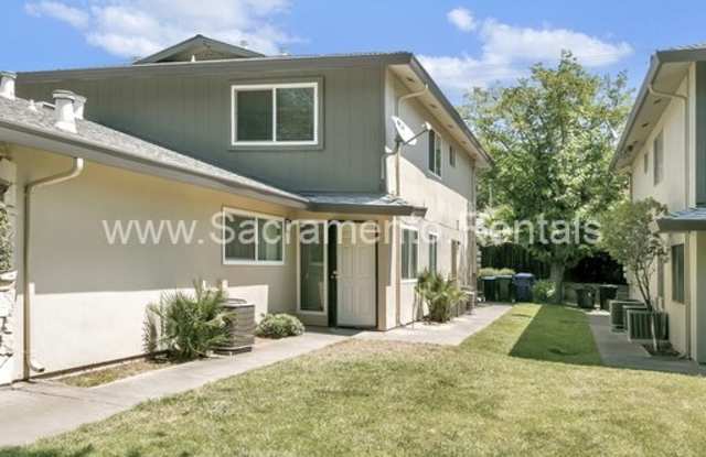 Spacious 2bd/1ba Foothill Farms Area Fourplex with Carport Gallery 2