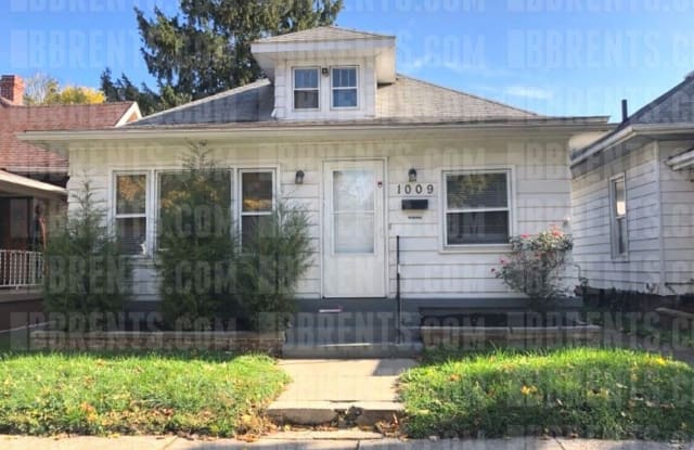 1009 Auburn Street, - 1009 Auburn Street, Middletown, OH 45042