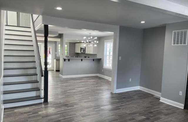 425 MAIN Street - 425 Main Street, Royersford, PA 19468