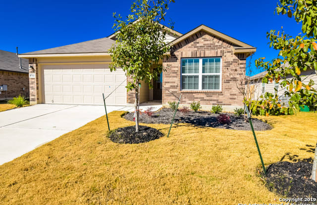 8711 Fischer Falls Rd - 8711 Fischer Falls, San Antonio, TX 78254