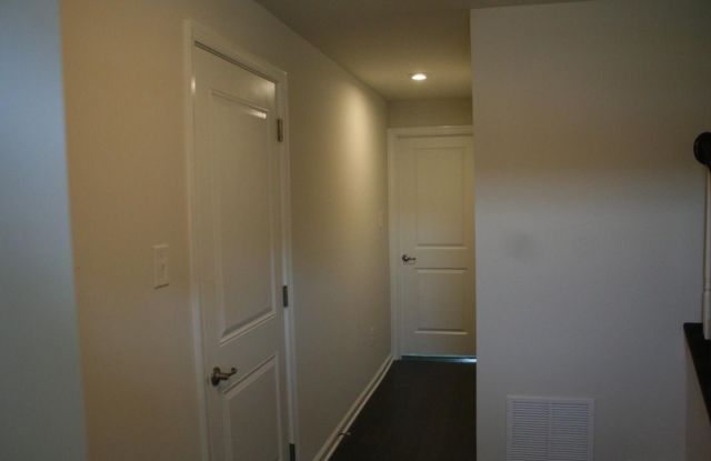 118 MERIDIAN Lane Gallery 3