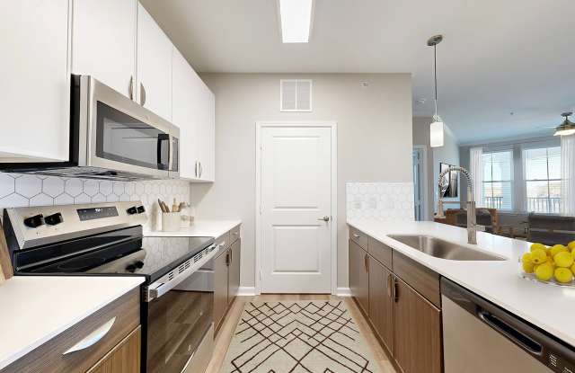 Talison Row at Daniel Island Apartments Gallery 4