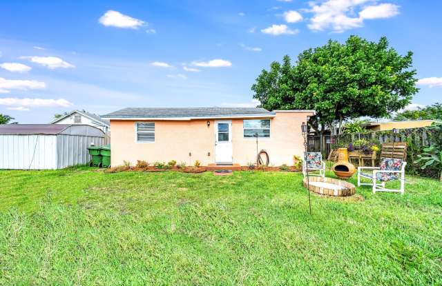 3901 Lakewood Road photos photos