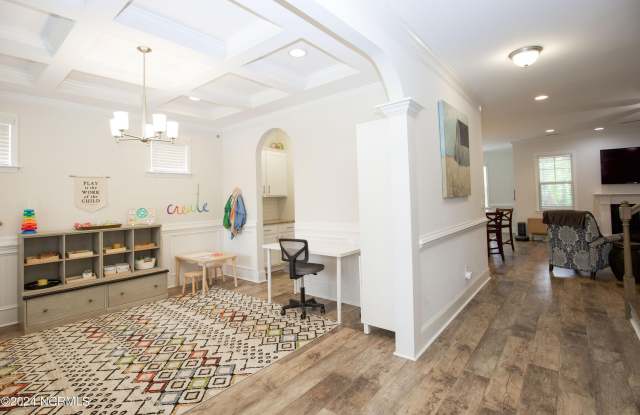 144 Moultrie Lane Gallery 4