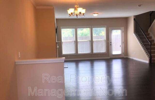 1175 Hampton Oaks Drive Gallery 4