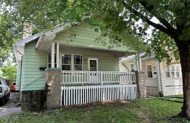 Section 8 Vouchers accepted for 2 Bedroom / 1 Bathroom House photos photos