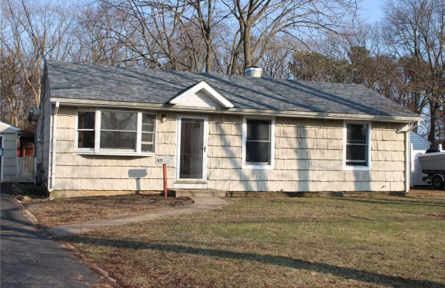 209 Norma Avenue - 209 Norma Avenue, West Islip, NY 11795