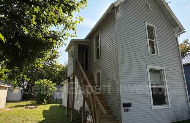 733 2nd St photos photos