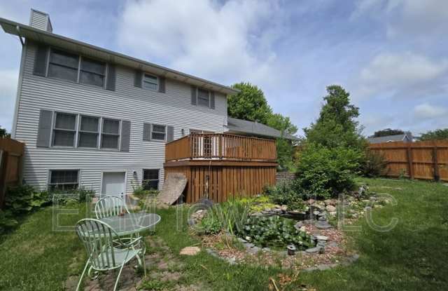 4710 Donald Drive Gallery 3