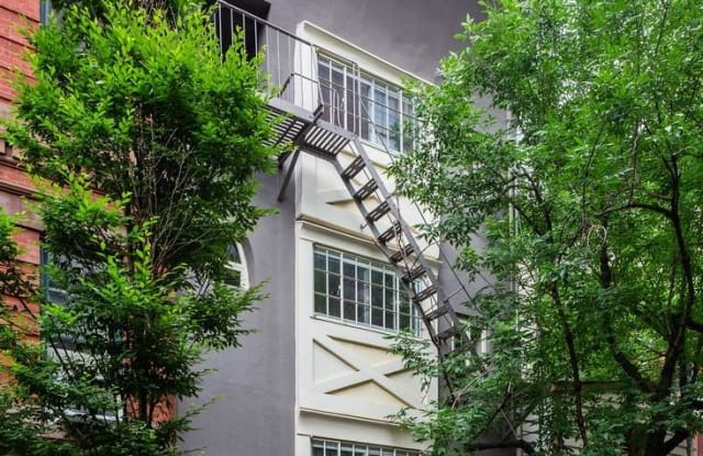 102 Bedford Street - 102 Bedford Street, New York City, NY 10014 102 Bedford Street - 102 Bedford Street, New York City, NY 10014