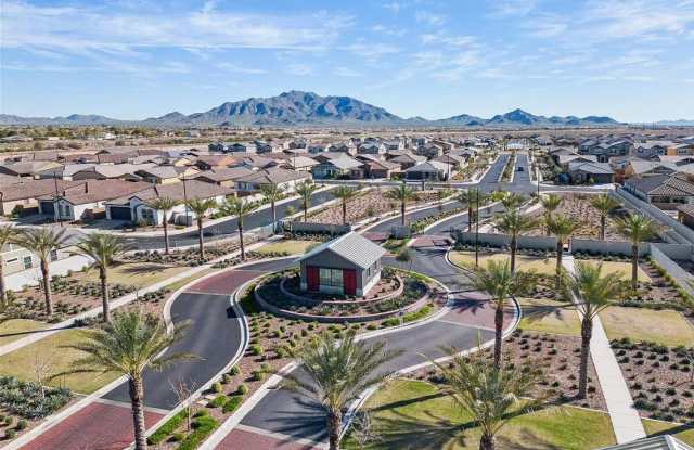 2244 East Palmdale Lane Gallery 2