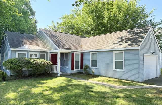 202 Sheffield Lane  Yorktown, VA  23693 photos photos